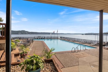 2Mm Main Channel Views, Boat & Pwc Slip, 2 Pools, Playground & Tennis,,2 star