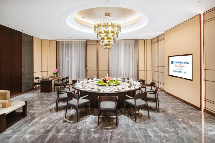 wyndham grand plaza royale longchang