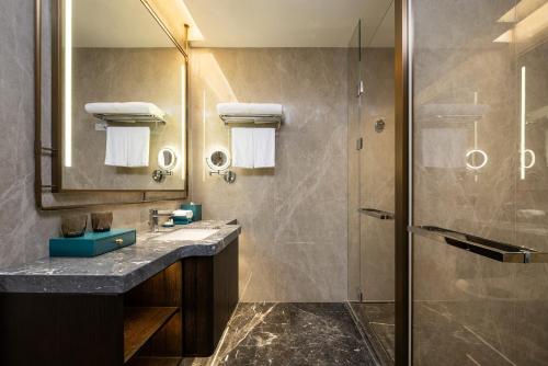 wyndham grand plaza royale longchang