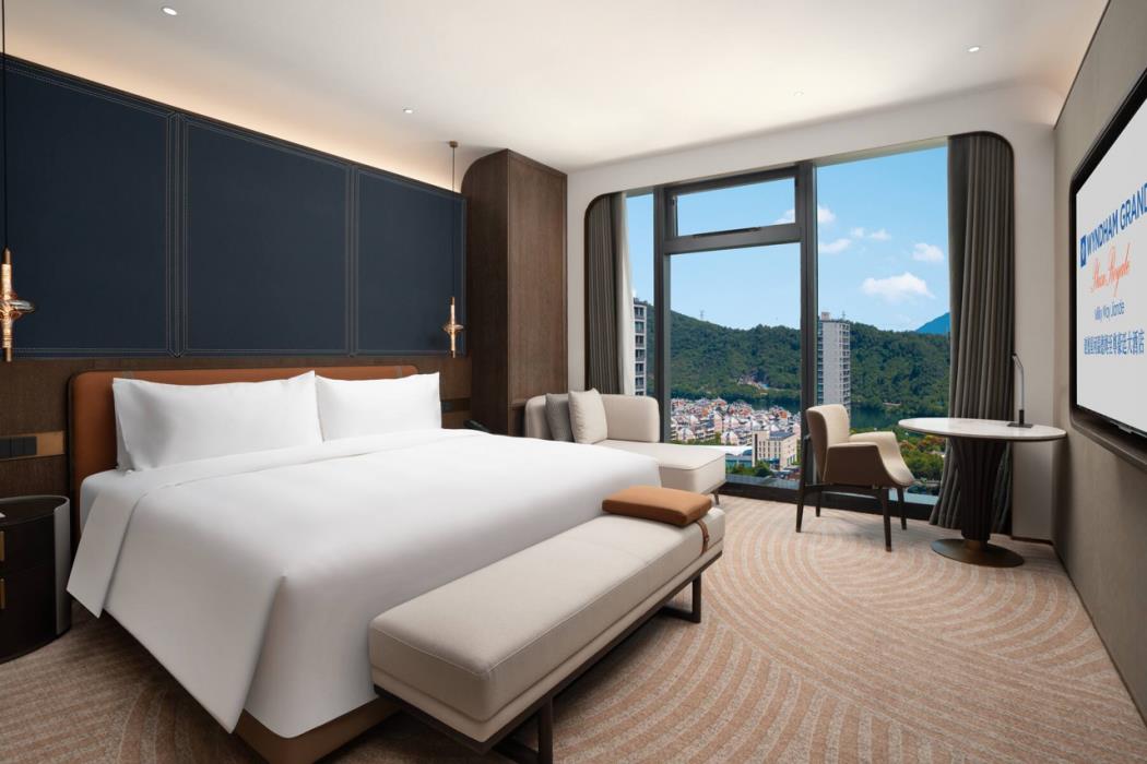 wyndham grand plaza royale milky way jiande