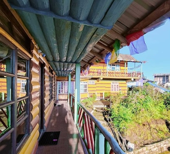 Paradise Homestay,,2 star