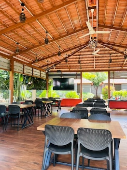 hotel kabab junction