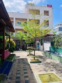 hotel kabab junction