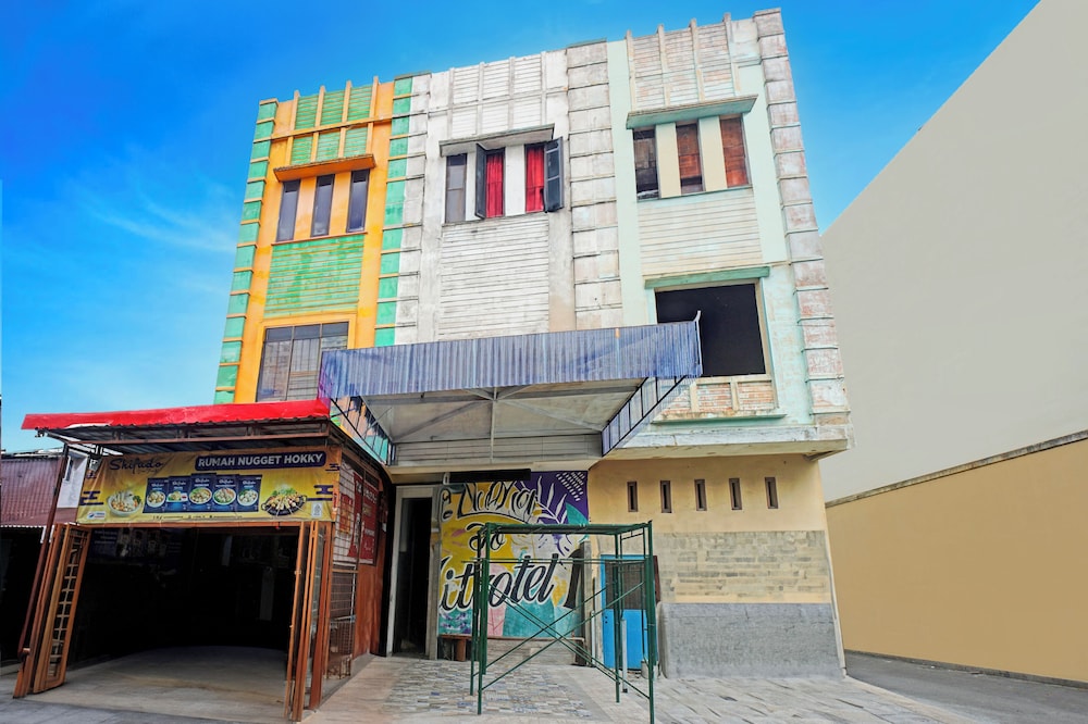 hotel o near ringroad city walk xxi formerly mitrotel medan