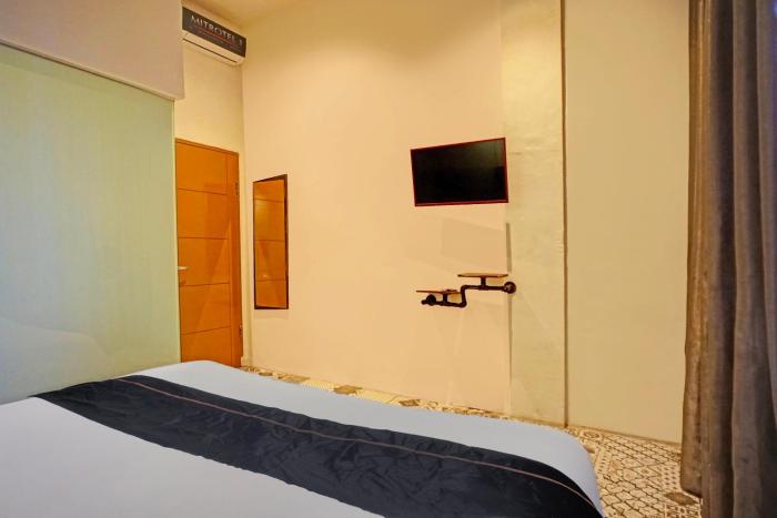 hotel o near ringroad city walk xxi formerly mitrotel medan