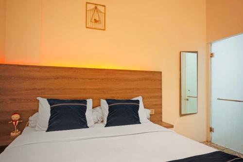 hotel o near ringroad city walk xxi formerly mitrotel medan