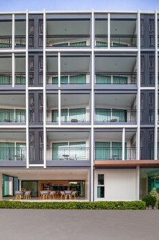 fourium pattaya hotel and serviced residence