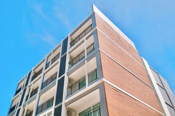 fourium pattaya hotel and serviced residence