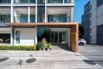 Fourium Pattaya Hotel And Serviced Residence,,3 star