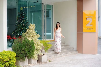 Fourium Pattaya Hotel And Serviced Residence,,3 star