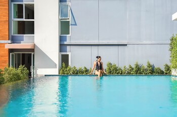 fourium pattaya hotel and serviced residence