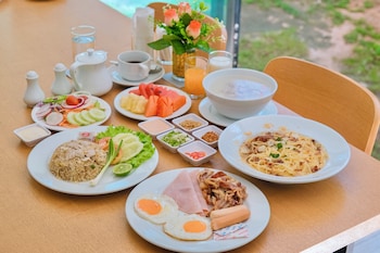 fourium pattaya hotel and serviced residence