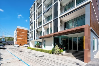 fourium pattaya hotel and serviced residence
