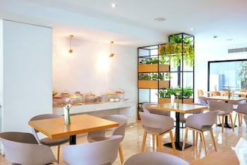 fourium pattaya hotel and serviced residence