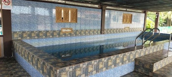 Capital O 91243 Bee Good Chalet,,2 star