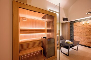 be free hotels kofu
