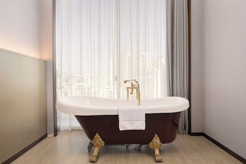 nanning huafengcheng echeng hotel