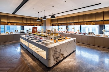 nanning huafengcheng echeng hotel