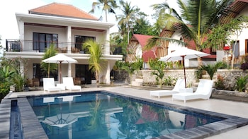 the lebah kelingking villa