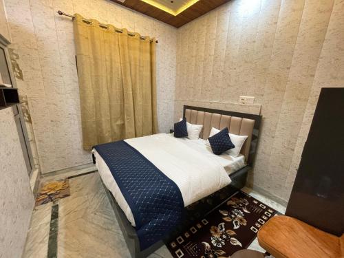 taran bliss homestay agra