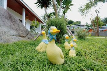rock and lune boutique villas