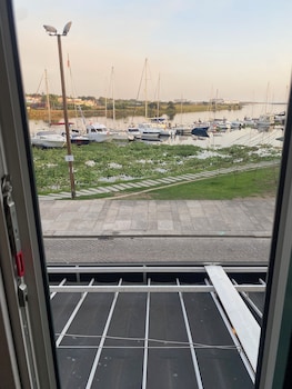 Naval Marina View Apartment 1,,3 star