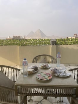 oriental pyramids and gem view