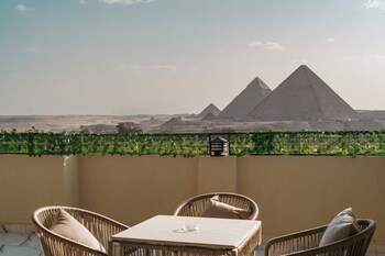 oriental pyramids and gem view