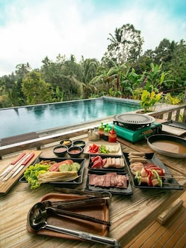 Mina Baturiti Hotel & Resto,,3 star