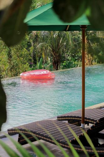 mina baturiti hotel and resto