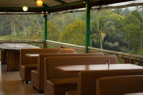 mina baturiti hotel and resto