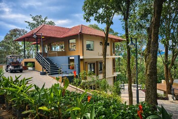 nirjhara coorg