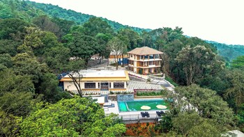 nirjhara coorg