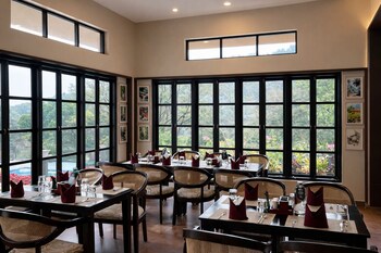 nirjhara coorg