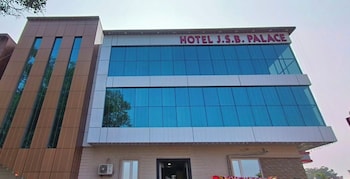 varanasi hotel jsb palace