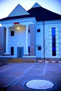 Divine Villa And Resorts Ltd,,3 star