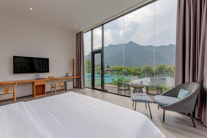 avatar mountain resort