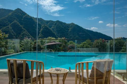 avatar mountain resort