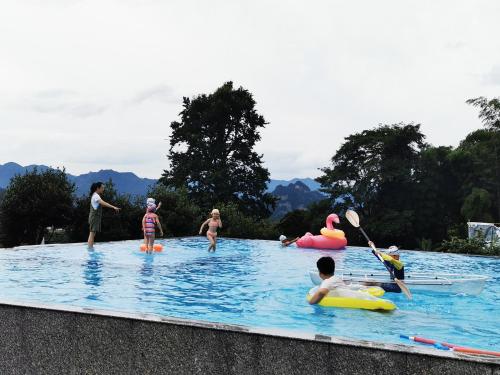 avatar mountain resort