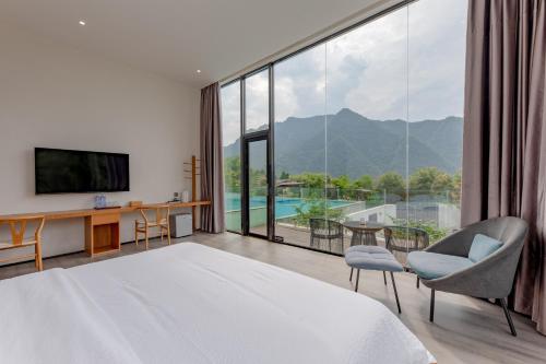 avatar mountain resort
