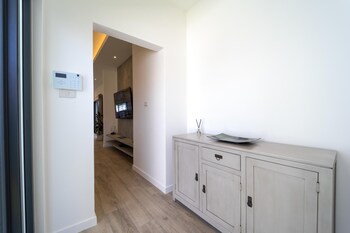 new modern 3 bedroom villa mb35