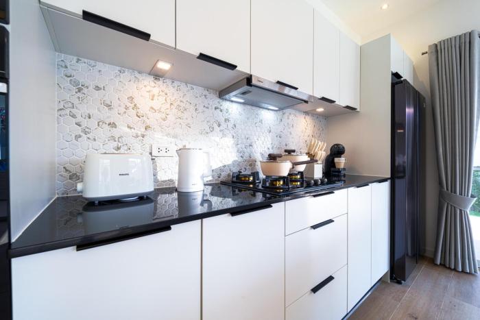 new modern 3 bedroom pool villa mb3