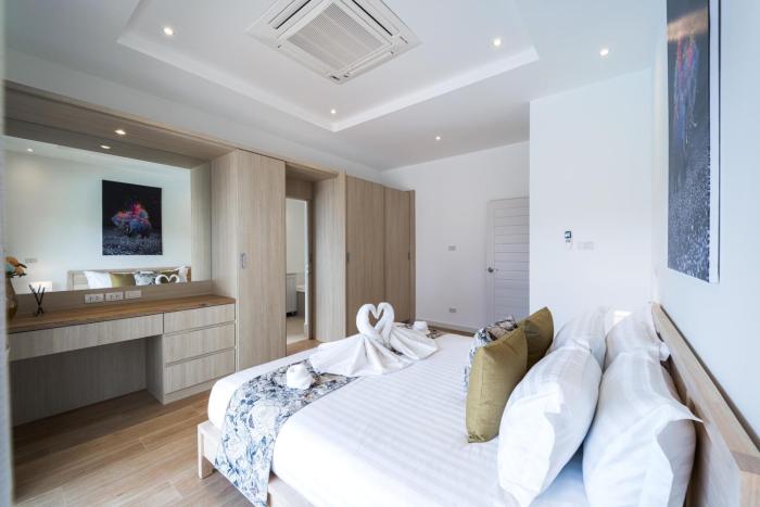 new modern 3 bedroom pool villa mb3
