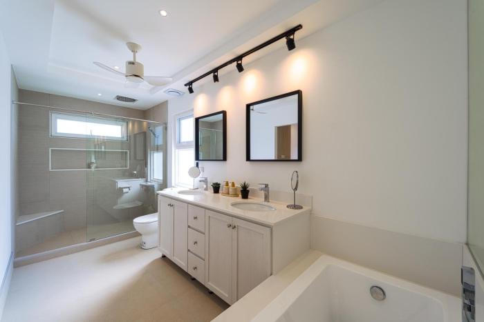 new modern 3 bedroom pool villa mb3