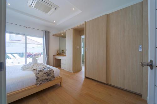 new modern 3 bedroom pool villa mb3