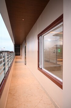 hotel kir international