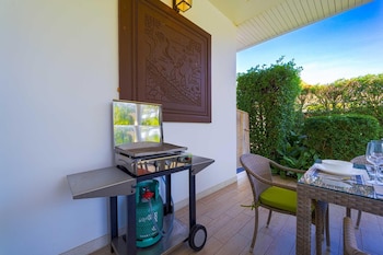 4 bedroom private pool villa mr51
