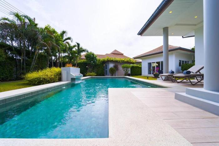 4 bedroom private pool villa mr51