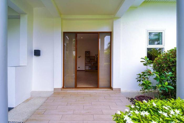 4 bedroom private pool villa mr51