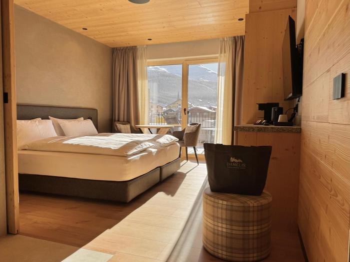 hotel damelis adults only
